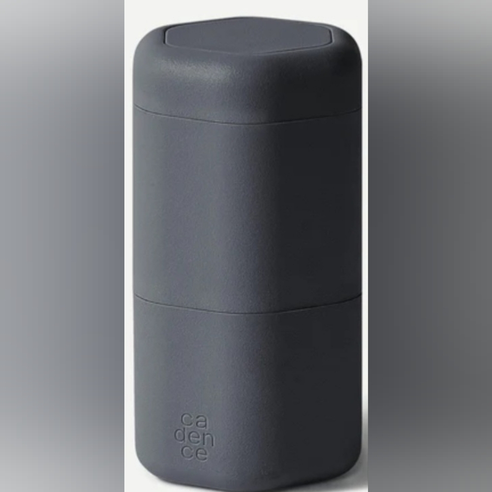 BN Cadence Magnetic Travel Case, Large, Charcoal